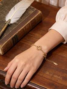 VceTd Set Perhiasan Wanita 3 Buah Gaya Vintage Motif Daun Semanggi Enamel dari Baja Tahan Karat, Cocok untuk Pemakaian Sehari-hari, Pesta, Liburan, atau Hadiah Hari Raya untuk Teman. - Yellow Gold - View 6