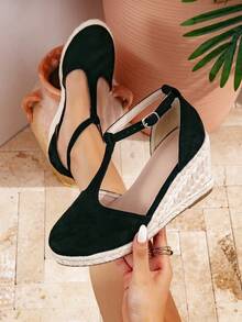 Sandalias negras de mujer con suela gruesa, correa en T con hebilla, punta cerrada, tacón de cuña, plataforma tejida y tacón alto, estilo vacacional para verano - Negro - Ver 2