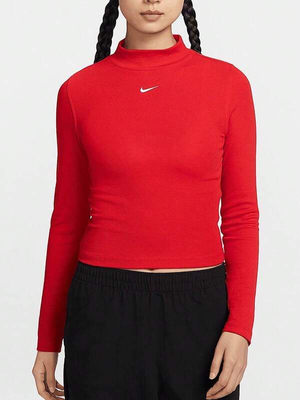 Nike Sportswear Essentials Collection Stylish And Versatile Slim Fit Dopamine Long-Sleeve T-Shirt For Women, College Red