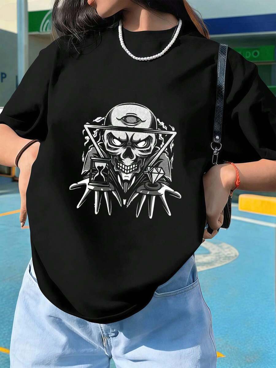 Gothic-T-Shirt With Totenkopf-Motiv For Women, Hochwertiger Stoff, Rundhalsausschnitt, Bequeme Passform, Kunstdruck - Black - View 1