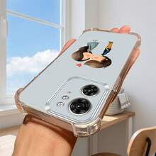 Expédition 24h depuis DE/FR/ES – Étui de Cadeau de Vacances en TPU Souple Anti-Chute aux 4 Coins avec Design Petit Couple Embrassant Frais pour iPhone 17 16 15 14 13 12 11 Pro Pro Max Plus & Galaxy A15 A16 A25 A35 A55 A56 & 13 14 15 Pro Ultra & Edge 40 40 Neo 50 50 Fusion 50 Pro 60 Fusion, Cadeau d'Anniversaire pour Couples Amoureux - Transparent - Voir 3