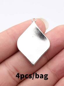 4pcs 35x25mm Twisted Leaf-Shaped Charms Pendant For DIY Jewelry Making Necklace Keychain Phone Chain Bracelet Making Accessories Handmade Craft - Twisted Leaves - View 3