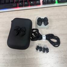 6件組 3D蝴蝶結充電器保護套組，包含數據線保護套/充電頭外殼/線材夾與收納袋，黑色便攜硬殼可收納全套配件，適用 Apple 18/20W 快充保護與收納，適合學生日常通勤，多功能數位裝飾禮物送給閨蜜甜美女孩 - 彩色 - 查看 6