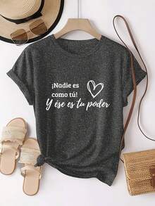 eta Motivacional en Español para Mujeres - Frase en Español y Detalle de Corazón, Cuello Redondo y Manga Corta, Ideal para Aprendices de Español, Ropa Casual y Eventos de Práctica del Idioma - Negro - Ver 4