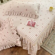 3pcs Bed Skirt Set (1 Bed Skirt + 2 Pillowcases), Floral Pattern Style, Soft And Skin-Friendly For All Seasons, Suitable For Bedroom Bedding Set - Multicolor - View 2