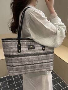 歐美跨境女款大容量字母簡約印花托特包，新款菱格紋絎縫通勤單肩包 - 黑色 - 查看 5