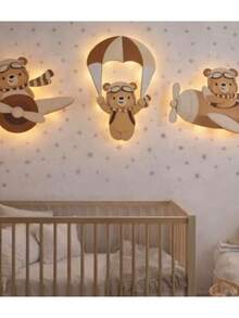 Decorative Kit Featuring A Beige Illuminated Aviator Teddy Bear. - 米色泰迪熊 - 查看 1