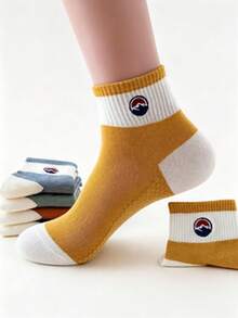 5 Pairs Men's Mid-Calf Breathable Moisture-Wicking Socks - Multicolor - View 2