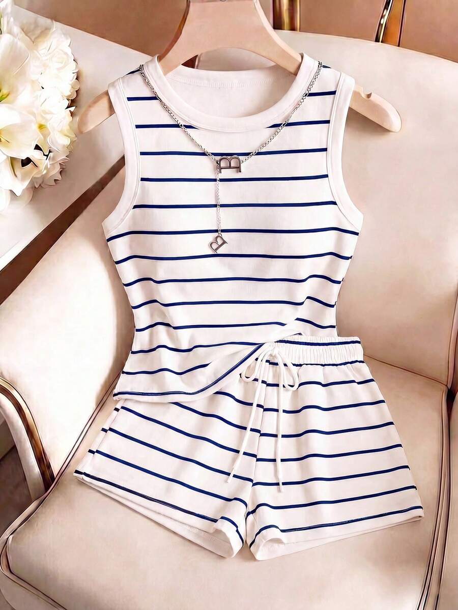 Conjunto casual de 2 piezas de top de tirantes de cuello redondo a rayas y shorts con cordón en la cintura para mujer - Multicolor 5 - Ver 1