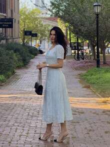 Women's Elegant Light Blue Mid-Length Dress, French Vintage Square Neck Short Sleeve A-Line Dress, High-End Elegant Waist-Cinching Dress, Summer Vacation Party Dress - Blue - View 4