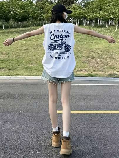 女款時尚寬鬆休閒機車字母印花背心T恤，夏季白色