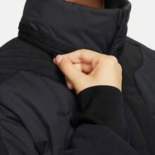 Nike 女款舒適百搭純色立領拉鍊休閒鋪棉外套 - 黑色 - 查看 4