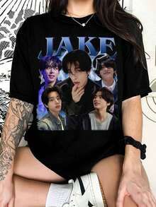 Jake ENHYPENS Blue Lightning Multi-Photo Graphic T-Shirt - 黑色 - 查看 1