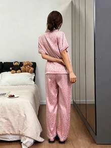 Dreamivo Short Sleeve & Long Pants Jacquard Leopard Print Premium Loungewear Set - Pink - View 2