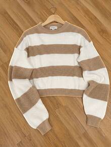 Women's Ribbed Striped Sweater With Dropped Shoulders, Round Neck And Long Sleeves, Cropped Style For Autumn. - Beis - Ver 2