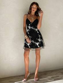 Women Plus Size Sports Dresses - Black - View 2