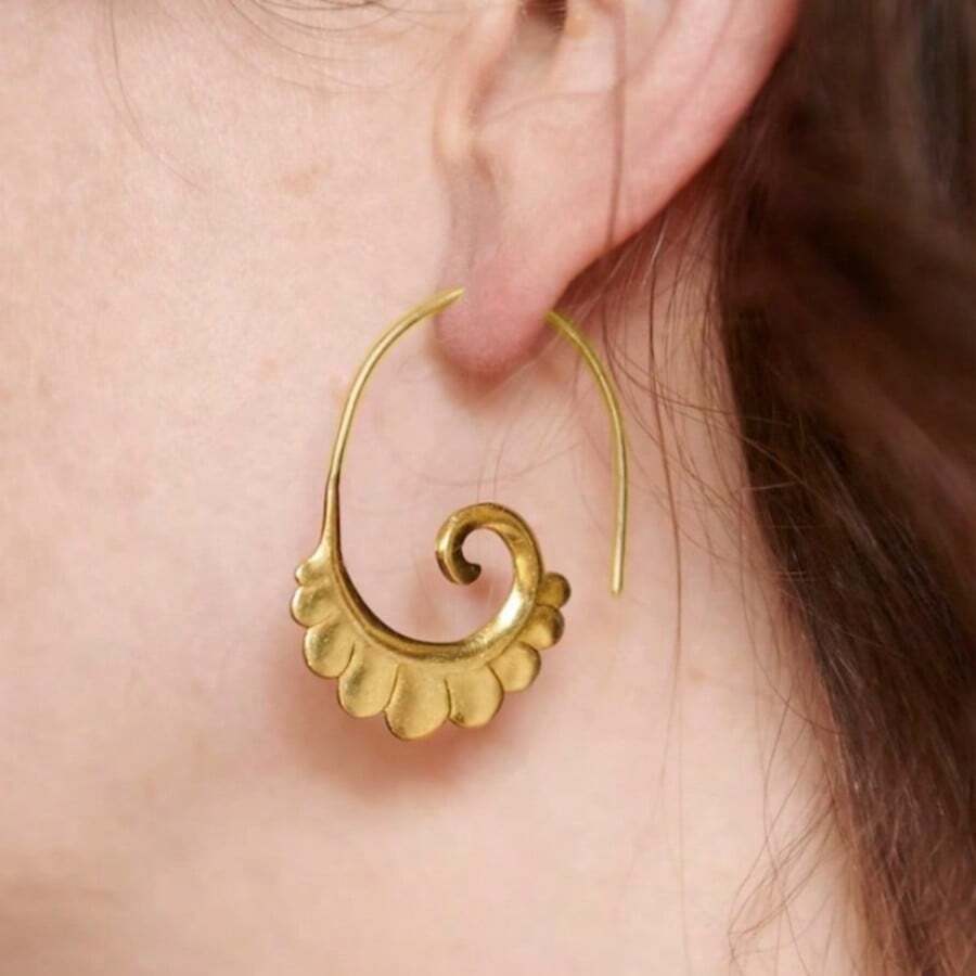 Crochets d'oreilles en forme d'éventail spiralé, style bohème vintage de niche, élégant et polyvalent, convient pour les trajets et les sorties. - Doré - Voir 1