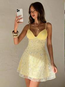 Women Plus Size Sports Dresses - Light Yellow - View 2