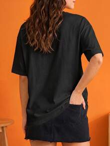 SHEIN | Garfield 女款雙卡通貓趣味標語黑色圓領寬鬆休閒街頭風短袖上衣 - 黑色 - 查看 4