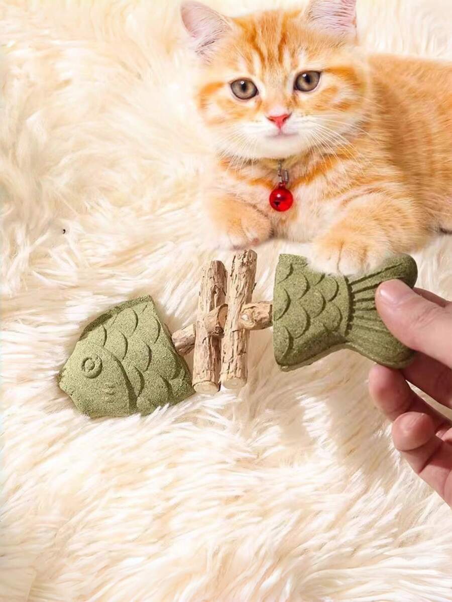 3pcs/1pc Natural Silver Vine Connected Fish-Shaped Catnip Toy, Catnip Fish-Shaped Chew Stick For Kittens' Teeth Cleaning, Relieving Hairballs, Reducing Stress, And Interactive Entertainment Indoor Cat Pet Toy