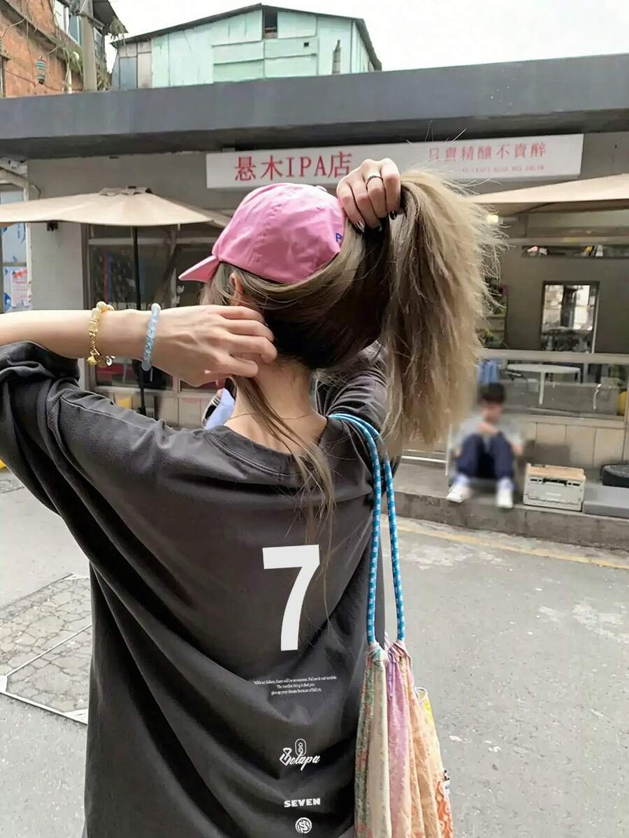 女款時尚寬鬆圓領休閒字母印花短袖T恤,夏季 - 深灰色 - 查看 1