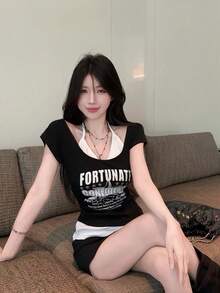 美式風 2 合 1 印花掛脖短袖 T 恤，女款夏季新款辣妹 INS 風上衣，黑色 - 黑色 - 查看 4