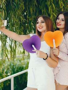 1/3/9/15/30pcs/Set, Elegant Heart-Shaped Folding Fan Set, Folding Fan With Gift Bag And Thank You Card Set, Thank You Card, Bridal Handheld Folding Fan, Bachelorette Party Wedding Bridal Shower Decoration, Bridesmaid Handheld Folding Fan, Heart-Shaped Folding Fan, Blank Paper Hand Fan With Plastic Handle, Stage Prop, DIY Painting, Birthday Wedding Party Decoration, Wedding Gift Set, Romantic Decoration, Multi-Piece Party Gift Pack - Multicolor - View 5
