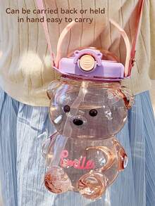 BENNY Bouteille d'eau à paille de grande capacité 1000 ml, tasse à gros ventre en matériau PC avec ours de dessin animé 3D mignon, étanche, avec poignée et sangle bandoulière, convient aux femmes, enfants, filles, étudiants, jeunes femmes, bouteille d'eau de sport portable en plastique avec impression de sourire de célébrité Internet dopamine ; populaire pour la course en plein air, le fitness, le camping, le pique-nique, la plage, les voyages d'été, les camps d'été, la randonnée, l'escalade, les festivals de musique ; Saint-Valentin, Carnaval, Pâques, Festival, Fête des Mères, Fête des Enfants, Saison des Remises de Diplômes, Vacances d'Été, Rentrée Scolaire, Halloween, Thanksgiving, Noël, Réveillon du Nouvel An, Jour de l'An, Fête des Vacances, Cadeau Portable - Multicolore - Voir 7