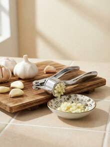 Heavy Duty Handheld Garlic Press, Durable Metal Garlic Crusher Suitable For Chopping Garlic, Ginger, Chili - Multicolor - View 6