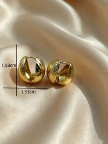 1 Pair Color-Preserving Electroplated Brushed Texture Curved Women's Hoop Earrings, French Vintage Luxury Semi-Circular Open Ear Cuffs, Copper Earrings Suitable For Women's Commute And Daily Versatile Wear - Gold - View 7