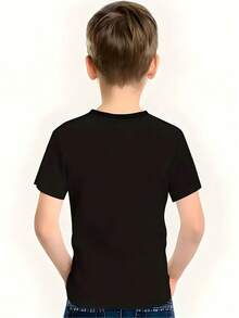 [Diseño Impreso – Sin Textura] Camiseta de Verano para Niños con Diseño de Fútbol - Camiseta vibrante de manga corta con cuello redondo y diseño de jugador de fútbol, 100% poliéster, ligera - Blanco - Ver 8