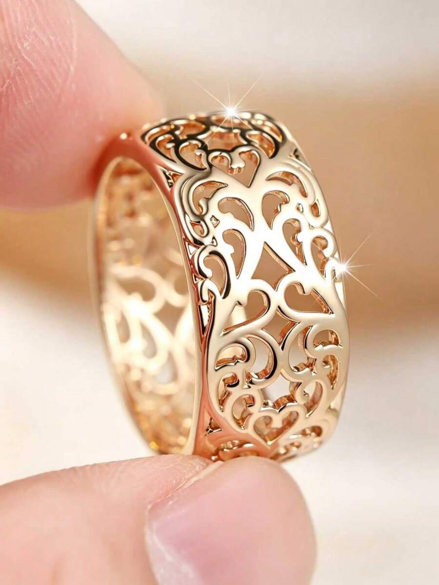 1 Elegant And Stylish Openwork Heart-And-Vine Ring-Perfect For Everyday Wear Or As An Accessory For Your Commute. - Yellow Gold - View 1