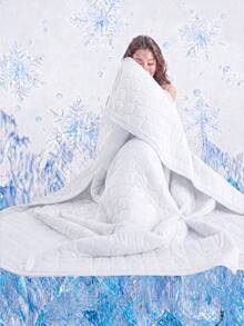 1pc Cooling Quilt, White Honeycomb Grid Bedding, Air Conditioning Blanket, Room Decor, Breathable & Lightweight, Super Soft & Comfortable, Suitable For Single/Double/Queen/King Bed, Suitable For Home And Dorm, Pillow And Pillowcase Not Included, Machine Washable - White - View 6