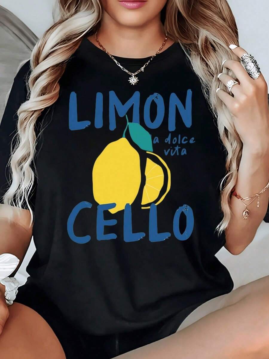 Premium Vibrant Graphic Of A Whole Lemon And A Slice Conveying Mediterranean Freshness With Inspirational Text Symbolizing Enjoying Life. Women's T-Shirt, 100% Cotton. Bestseller - 黑色 - 查看 1