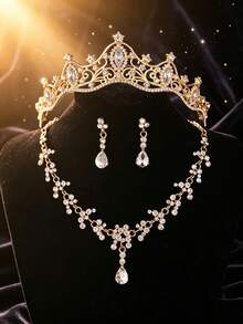 Golden Crown + Necklace
