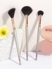 MAANGE 3pcs Professional Makeup Brush Set With Fan Brush, Powder Brush, Blush Brush, Makeup Tools Suitable For Daily Facial Makeup - Champagne - View 1