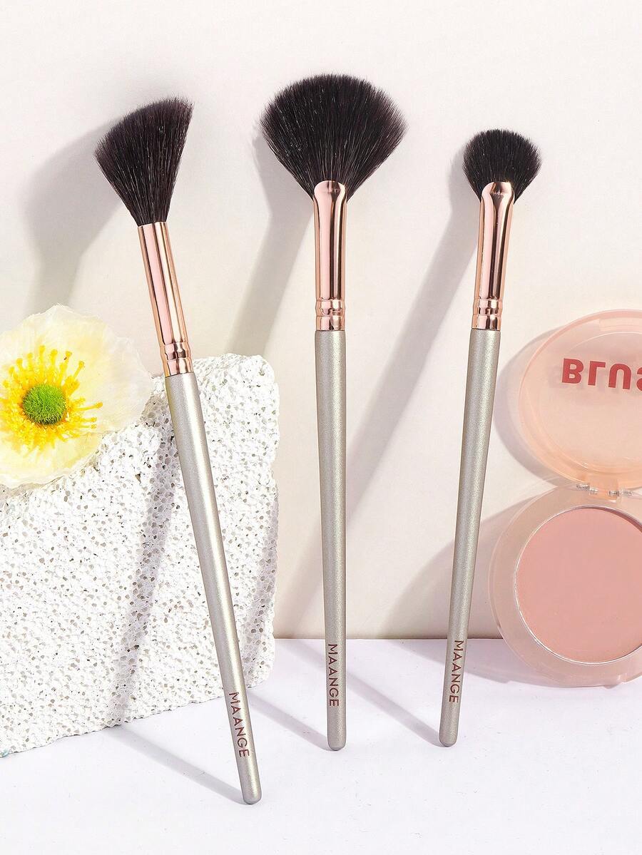 MAANGE 3pcs Professional Makeup Brush Set With Fan Brush, Powder Brush, Blush Brush, Makeup Tools Suitable For Daily Facial Makeup - Champagne - View 1