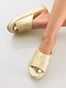 Elegant Fashion Wedge Heel Chinese Style Embroidered Satin Open Toe Non-Slip Women's House Slippers - Yellow - View 4