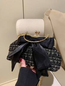 Women Belt Bags - Black - View 2