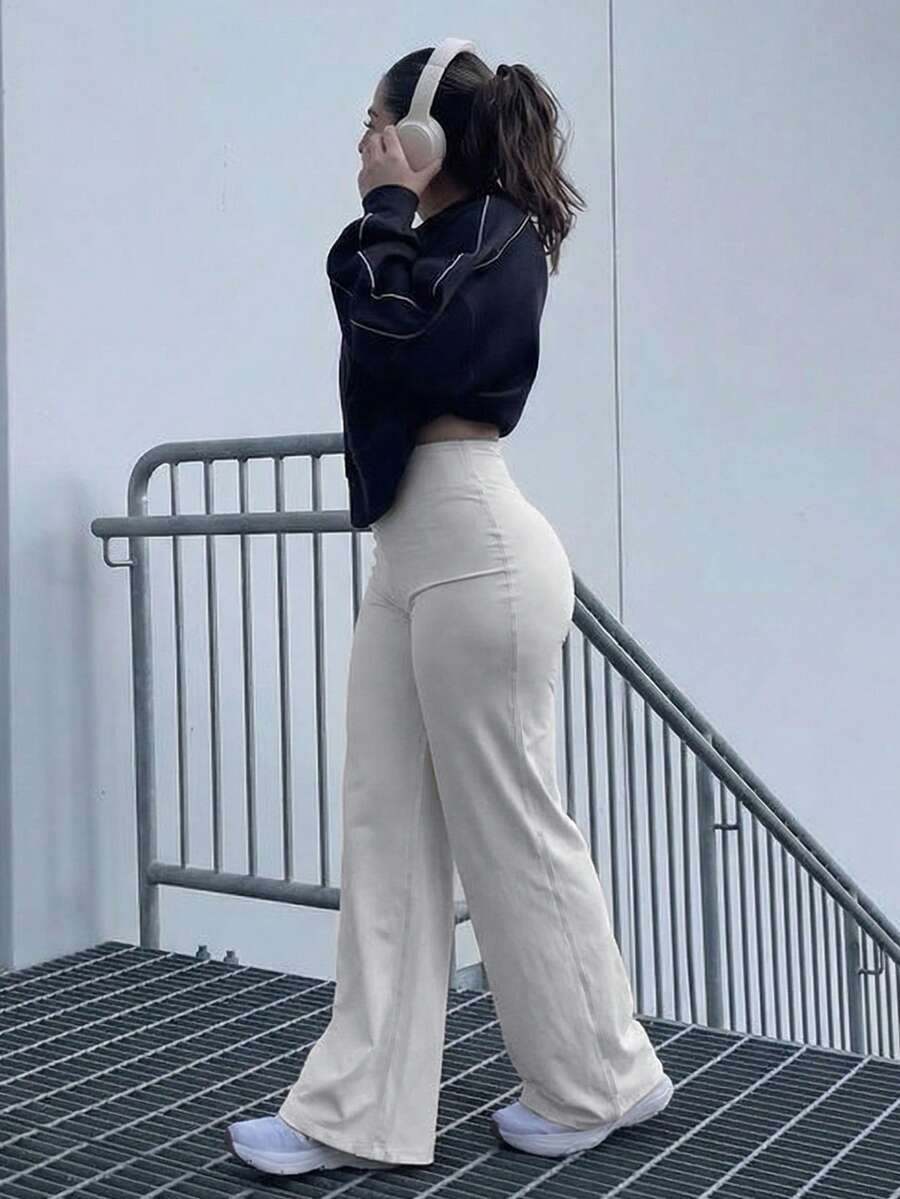 女款高腰喇叭瑜珈褲,提臀彈性寬鬆喇叭褲腳運動褲,可機洗,寬腿緊身褲,直筒秋季款 - 淺灰色 - 查看 1
