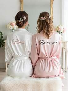 1 buah Jubah Pengantin Satin Wanita yang Disesuaikan, Desain Lengan Pendek, Teks yang Dapat Disesuaikan, Cocok untuk Pengantin dan Pengiring Pengantin, Jubah Satin yang Dipersonalisasi, Jubah Pengantin yang Disesuaikan, Jubah Persiapan Pengiring Pengantin, Jubah Pesta Pernikahan, Jubah Berenda, Jubah Nama yang Disesuaikan, Hadiah Jubah Pengantin, Hadiah Pesta Pengantin, Pakaian Santai Sutra, Sederhana, Menyenangkan, Disesuaikan, Unik, Pakaian Santai Sutra Jubah Pengiring Pengantin yang Serasi, Hadiah Pengantin Spesial, Sahabat, Pacar, Mode Musim Gugur - MultiWarna - View 6
