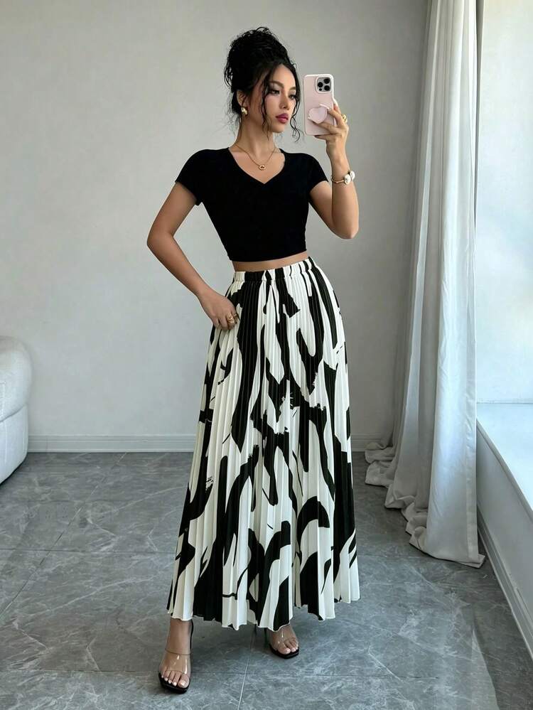 Women's Casual Elegant Black And White Abstract Print Long Pleated Skirt, Elastic Waistband Elegant Full Length Skirt Vacation - Black - View 4