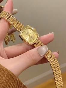 This Gold/Silver Square Bamboo Knot Quartz Watch Is Suitable For Daily Wear And Is Also A Perfect Gift For Birthdays And Christmas. - Gold - View 7