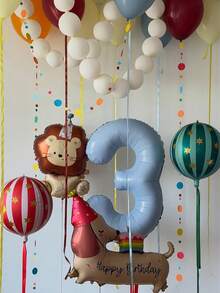 1 Set de Globos de Lámina Azul Claro Mate con Números, León de Cumpleaños & Estrella 4D, Pastel de Cumpleaños, Perro Salchicha, Paquete Combinado, Incluye Globos de Lámina Mate Azul Claro Números 0-9, Globos de Látex (Amarillo Macaron/Naranja/Rojo/Azul Vintage), Pastel de Cumpleaños Perro Salchicha, Globo de Lámina León de Cumpleaños Mate + Globo Estrella 4D de 22" con Rayas Rojas/Verdes, Globo de Lámina Rayas Rojas & Rosas de Carnaval - Multicolor. - Ver 3
