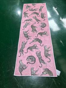 1pc Pink Background Cheetah Pattern Long Doormat, Personalized Style Hallway Decor Mat, Practical, Multiple Sizes Available, Corridor Long Carpet, Carpet, Long Carpet, Area Small Rug, Mat, Home Decor, Area Rug, Living Room Area Rug, Living Room Home Decor, Room Decor, Washable Carpet - Multicolor - View 12