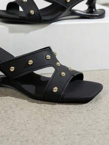 Sandalias de tacón alto con punta cuadrada negra estilo europeo & americano con decoración de strass & tachuelas, punta abierta, elegantes y versátiles para el día a día - Negro - Ver 6