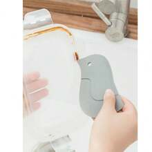 1pc Scraper Oil Brush, Penguin Design Soft Silicone Kitchen Tool For Removing Oil Stains, Baking - Grey - View 6