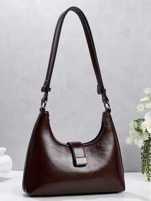 Minimalist Black Curved Crescent-Shaped Messenger Bag With Adjustable Shoulder Strap, Vintage Shoulder Bag - A - View 11
