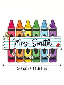 Letrero de puerta de madera con texto personalizado de crayón, placa colgante con nombre de maestro personalizado, diseño de margarita de crayón colorido para decoración de pared de aula, regalo personalizado y reflexivo para maestros de jardín de infancia y escuela primaria - Multicolor - Ver 7