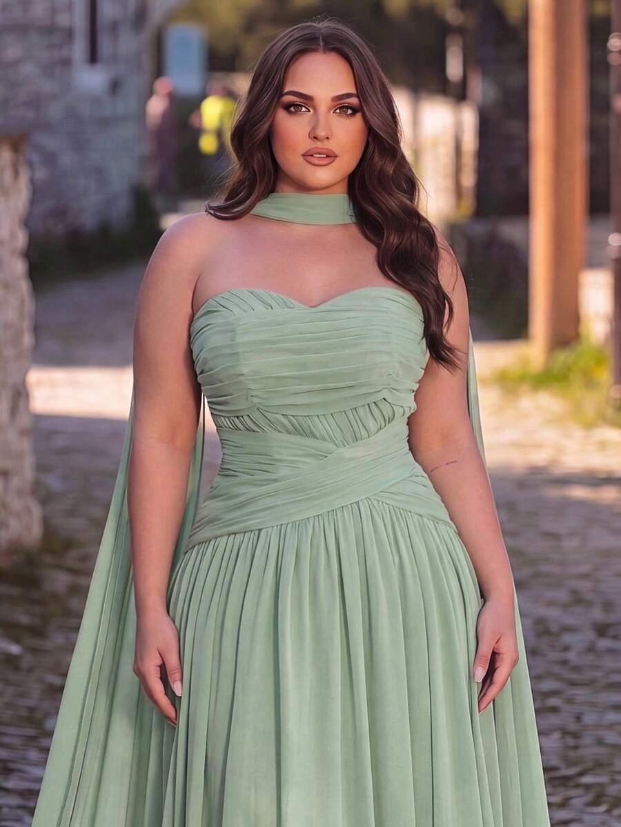 Faeriesty Elegant Plus Size Strapless Evening Gown - Ruched Bodice Design, Open Back Design, Fluid Cut Party Wedding Fall - Green - View 1